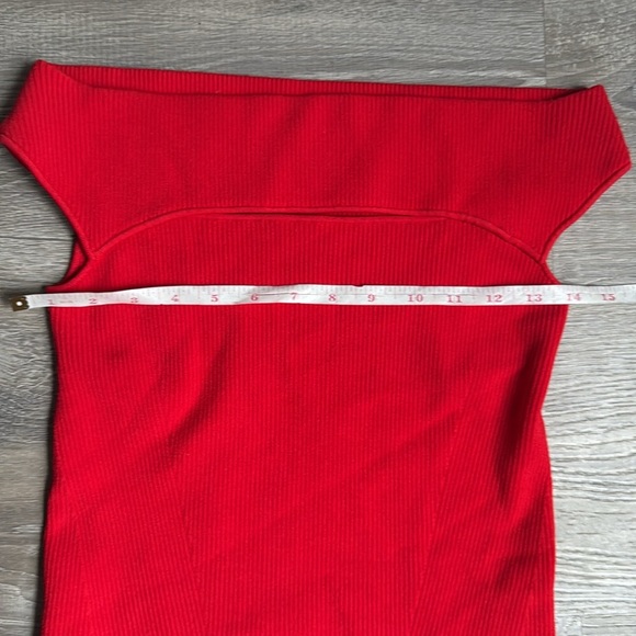 INTERMIX Alexa Off Shoulder Cutout Knit Top - Picture 5 of 9